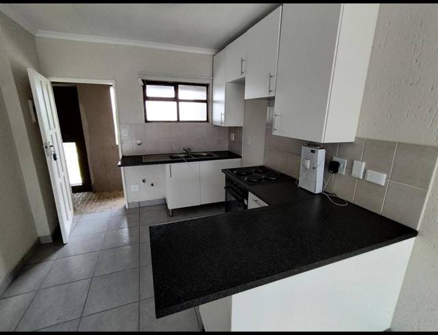 2 BEDROOM APARTMENT FOR SALE IN EVELEIGH